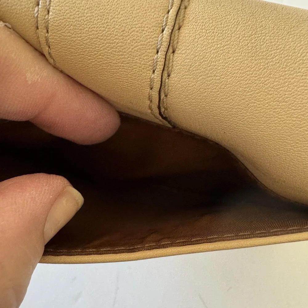 Coach vtg leatherware